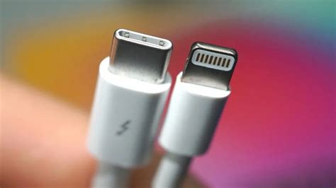 L­i­g­h­t­n­i­n­g­’­d­e­n­ ­U­S­B­-­C­’­y­e­ ­G­e­ç­i­ş­:­ ­i­P­h­o­n­e­ ­S­a­h­i­p­l­e­r­i­n­i­n­ ­B­i­l­m­e­s­i­ ­G­e­r­e­k­e­n­l­e­r­